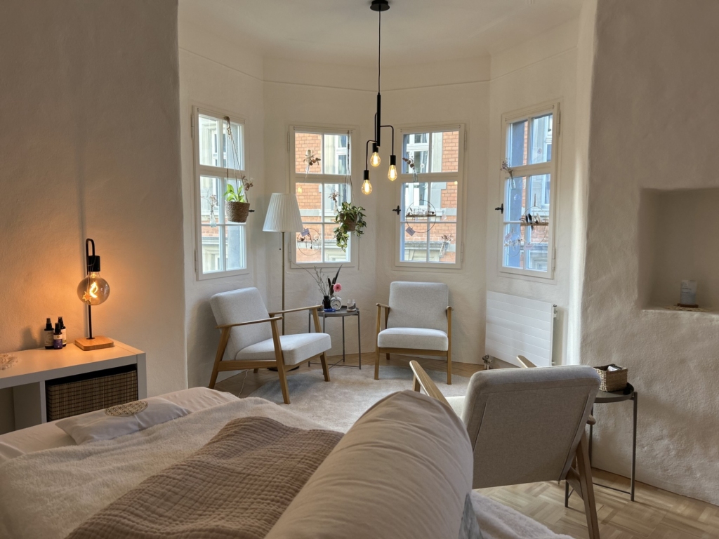 Psychologische Beratung St. Gallen, Paarberatung, Ilona Zbinden, St. Gallen, Termin buchen, Achtsamkeit, Meditationskurs, meditieren lernen, Paartherapie, Eheberatung, Kurs buchen